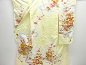 アンティーク　御所車に牡丹・菊模様刺繍振袖